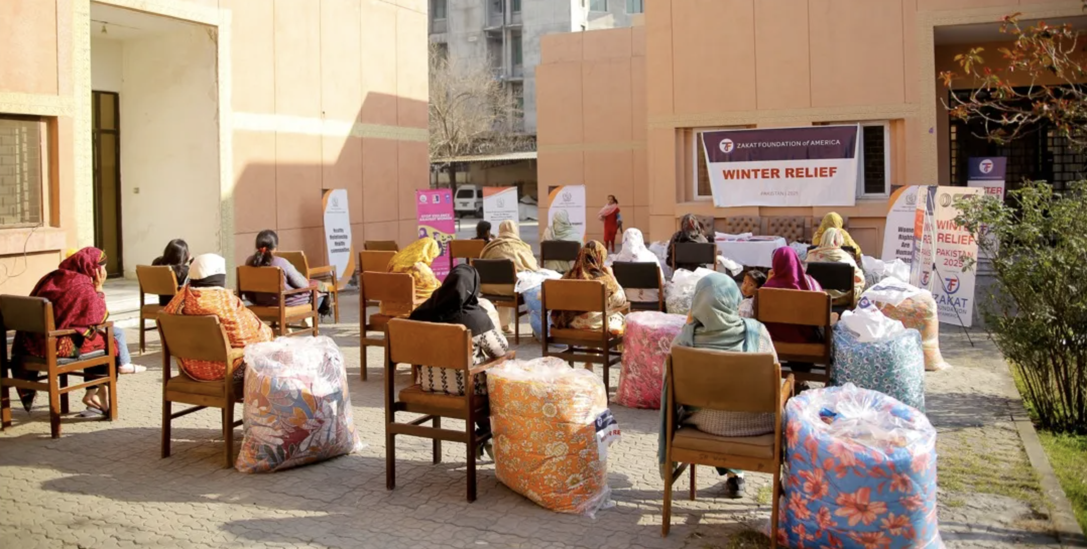 Fullscreen Gallery Image