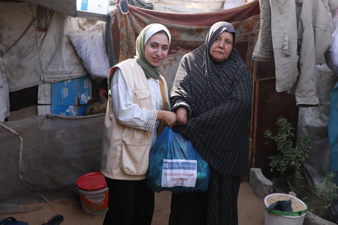 Wherever the poor, needy or displaced are in Gaza, Zakat Foundation Workers meet them to give food, supplies and other emergency relief items