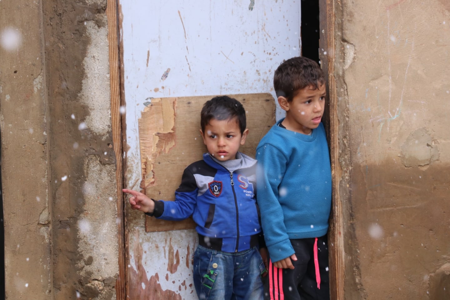 Widows, orphans and refugees need help to make it through the winter months safely. / الأرامل، الأيتام، واللاجئون بحاجة ماسة إلى المساعدة لتجاوز أشهر الشتاء بسلام وأمان.