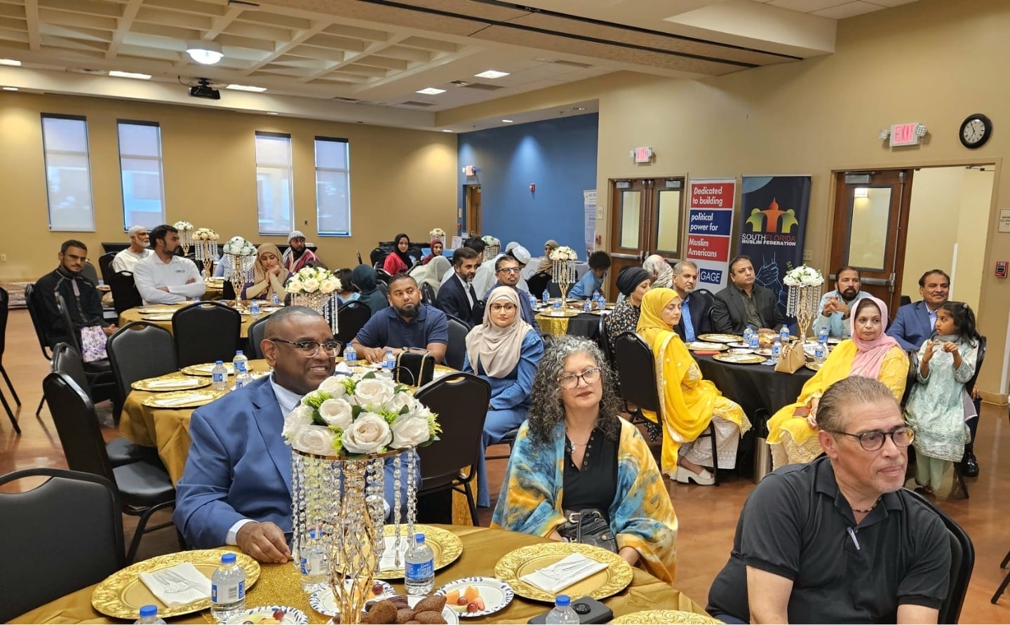 At Lauderdale Lakes' first ever iftar, we were honored with a certificate of appreciation for serving Broward County, one of Florida 's most underserved areas, through food and hygiene kit distribution. / •	في أول إفطار لنا بـ لودرديل ليكس، حصلنا على شهادة تقدير من مقاطعة بروارد – إحدى أكثر المناطق احتياجًا في فلوريدا – تقديرًا لتوزيعنا الطعام ومستلزمات النظافة الشخصية