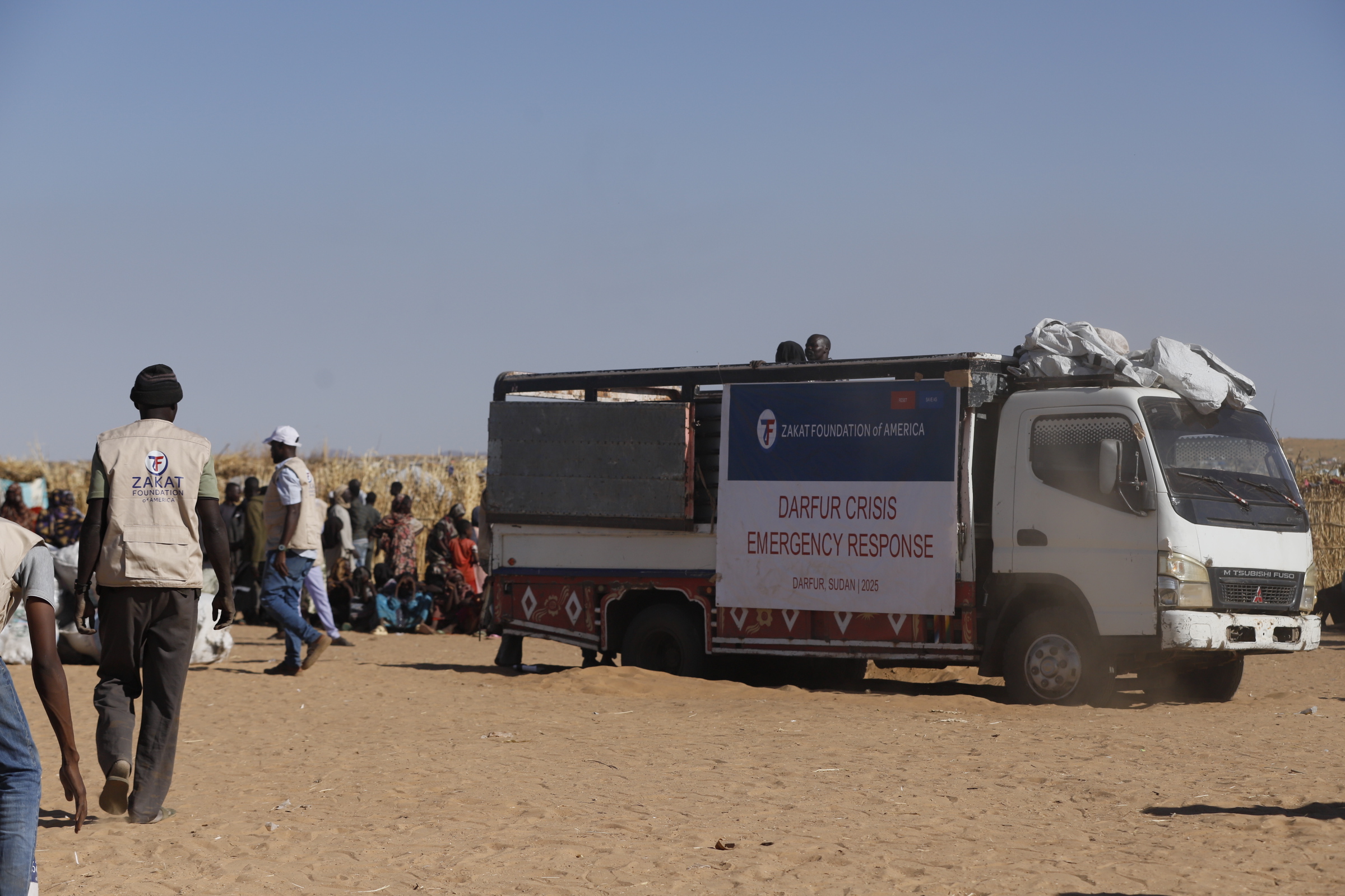 Families in Darfur receive essential relief items from our teams