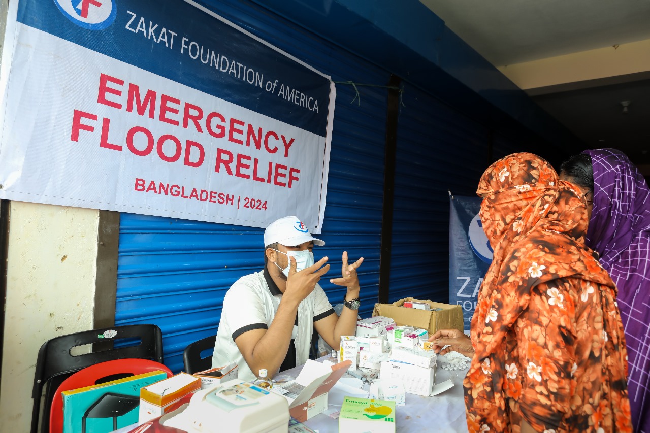 Our field doctors provide flood affected families the medical care needed in the aftermath of the disaster