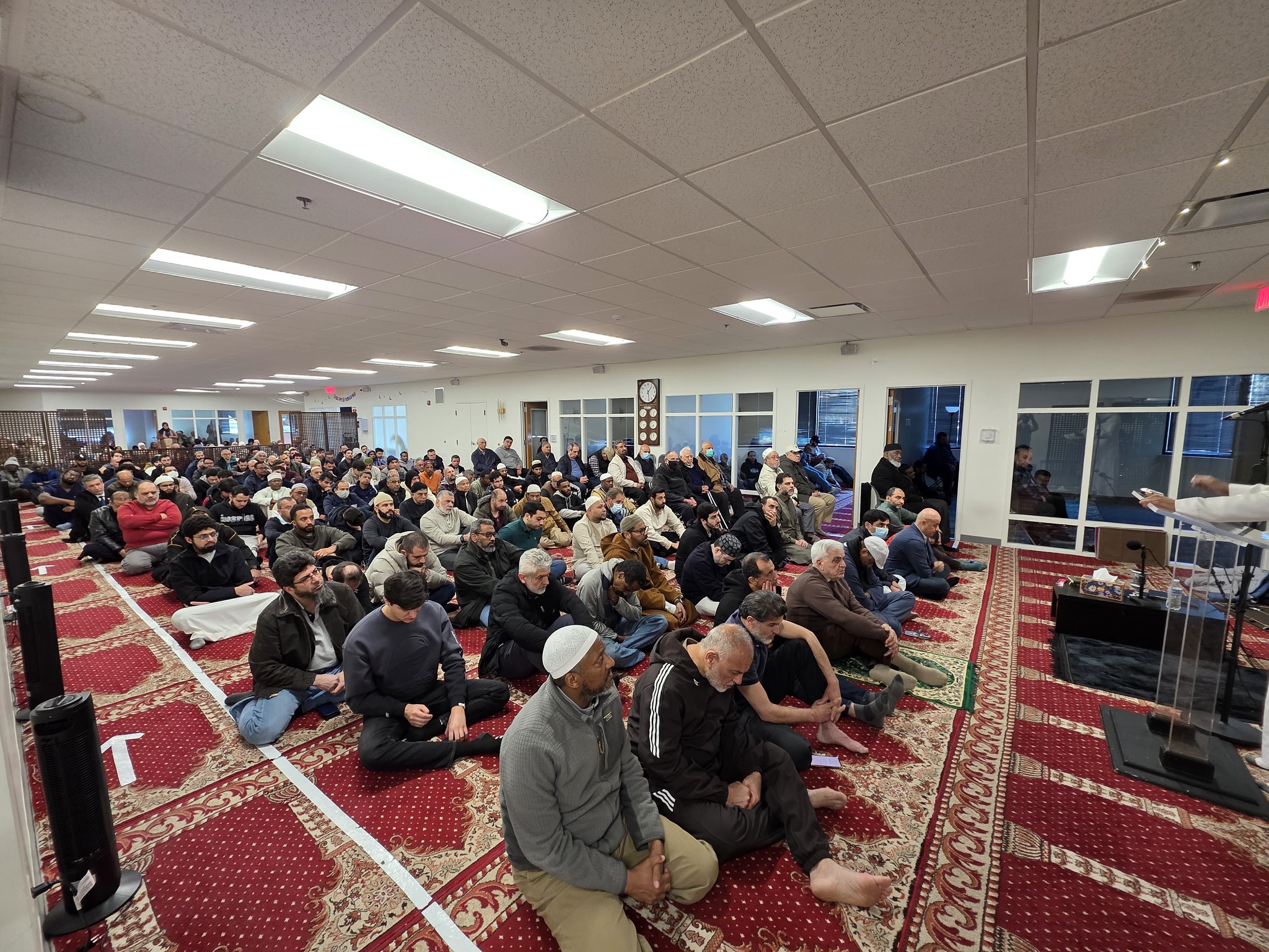Our field team visits a mosque in Virginia to share our Ramadan projects