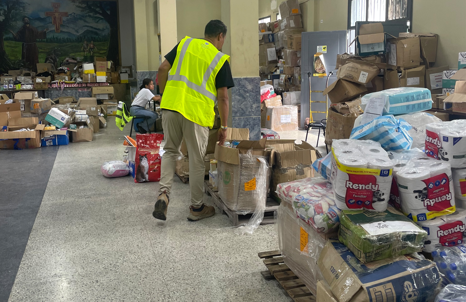 Our team collects essential items for distribution for earthquake affected families in Venezuela