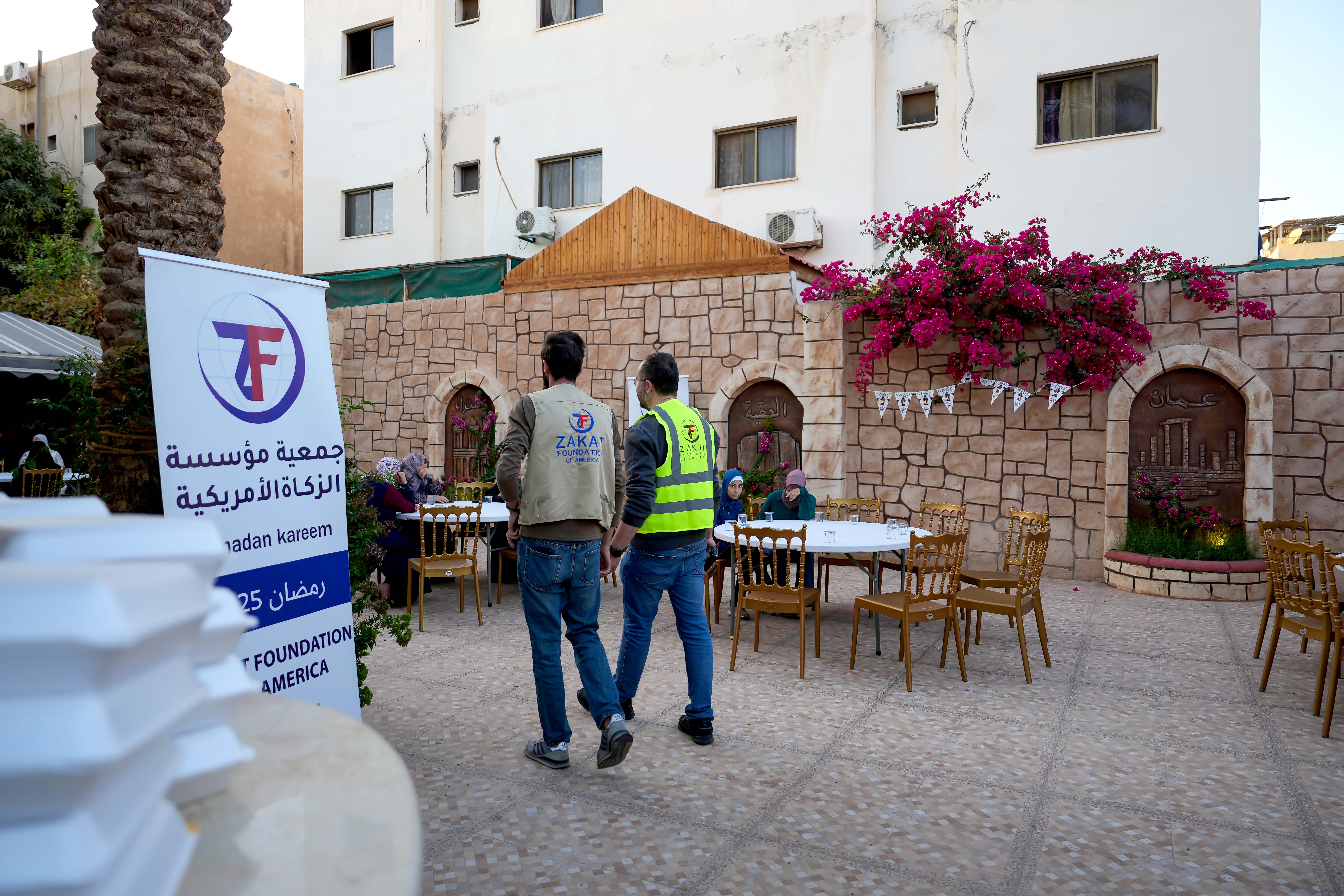 Our team prepares to serve needy families hot iftar dinners