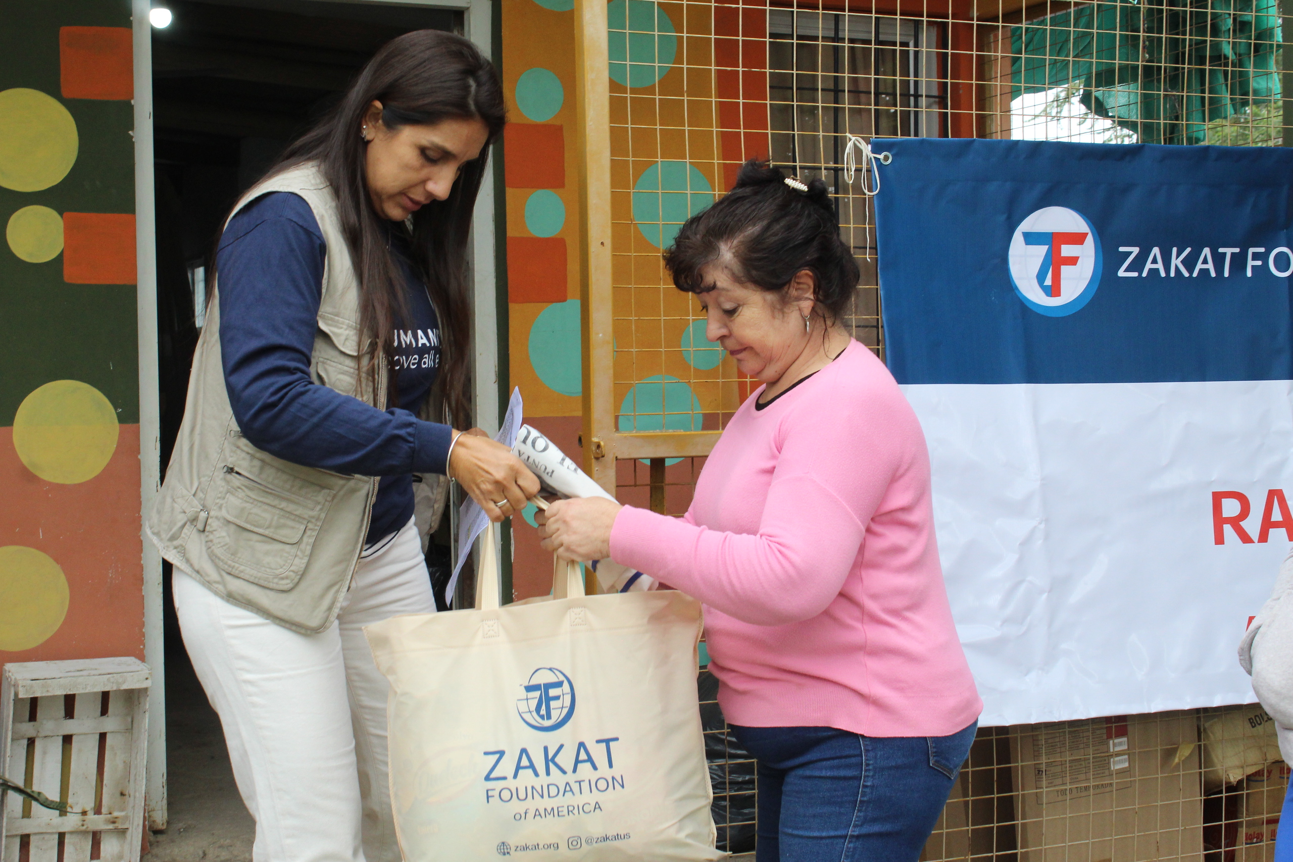Ramadan food package distribution in Argentina helps with nourishing meals