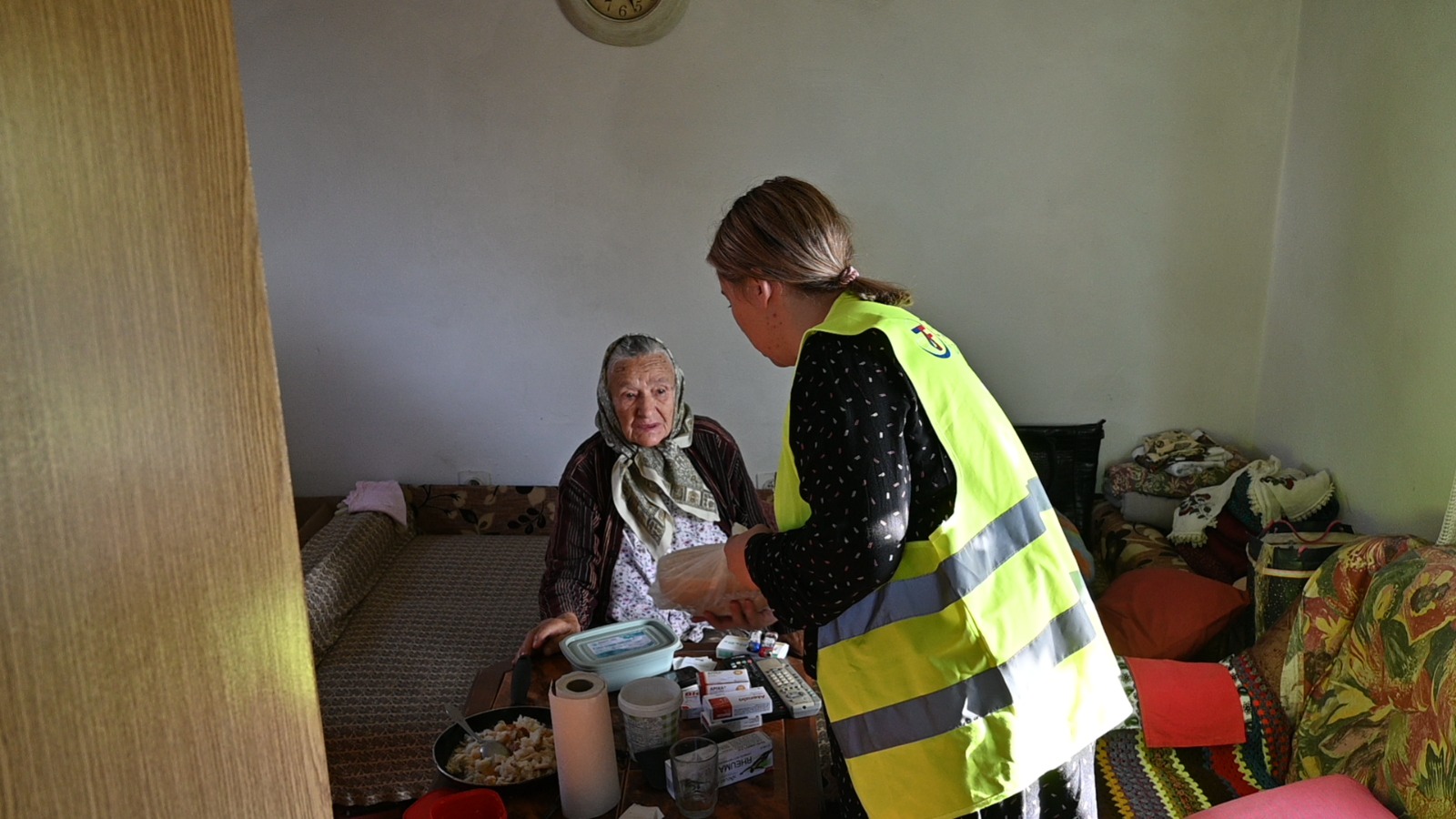 The elderly community in Bosnia and Herzegovina receive food support and comfort from our teams