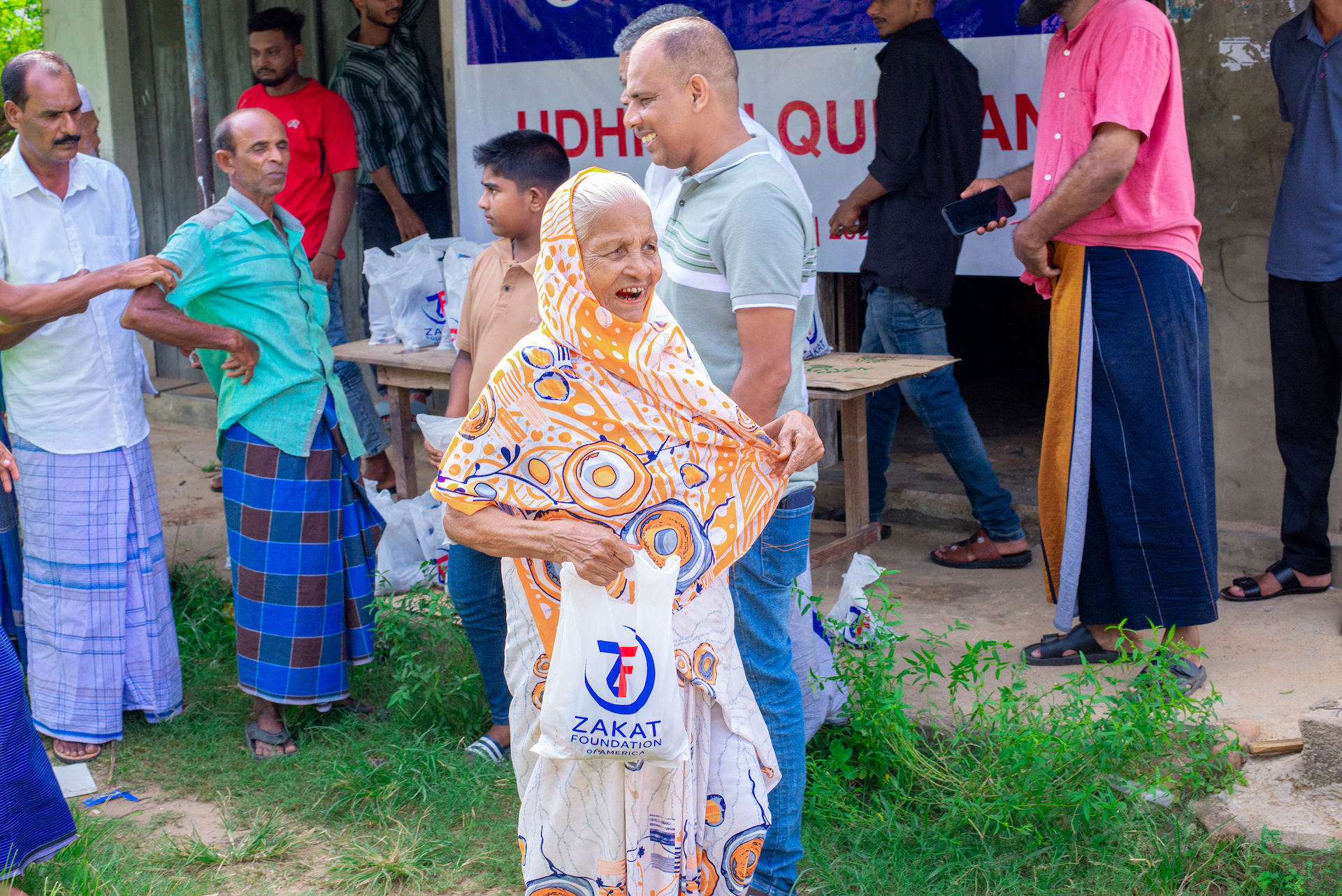 The joyful face of an elderly Sri Lankan lady warms the heart at our Udhiyah-Qurbani distribution