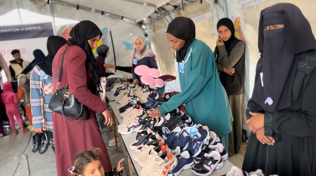 Your Eid gifts help families in Gaza with new clothes and shoes